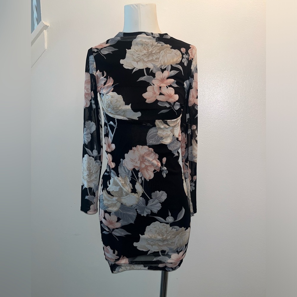 Windsor Floral Black Mesh Dress Size Small